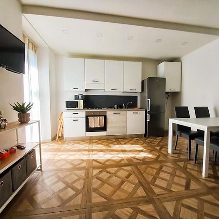 דירות דומודוסולה Domus Mea מראה חיצוני תמונה